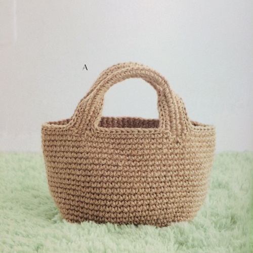 夏が終わるのに本で見た麻紐のかぎ針編みのバッグを作りたい！