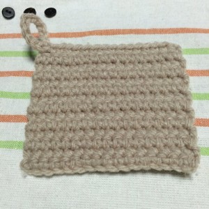 かぎ針編みでアクリルたわし 細編みの簡単な四角のエコたわしの作り方 