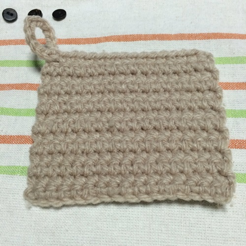 かぎ針編みでアクリルたわし　細編みの簡単な四角のエコたわしの作り方