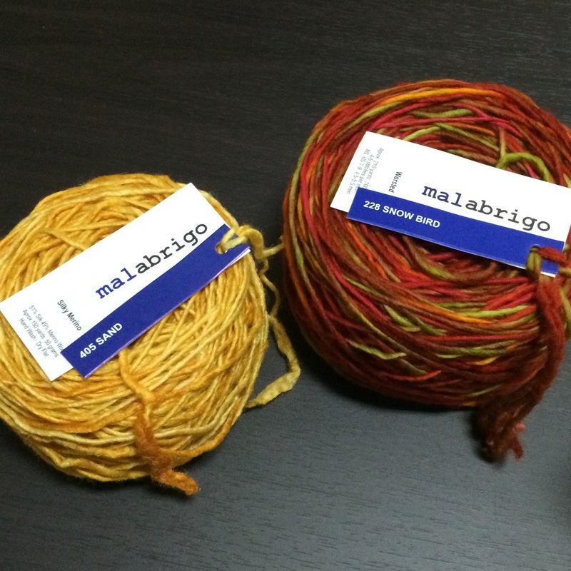 マラブリゴの毛糸のかせを玉に巻く　かせくり器と玉巻き器【MALABRIGO】